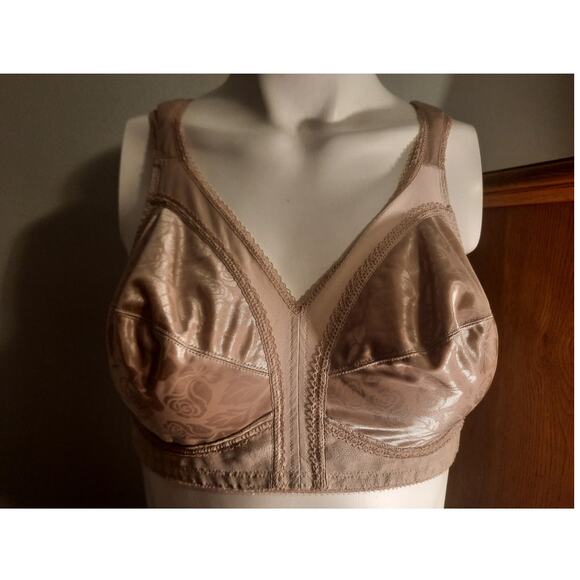Playtex 18-Hour Wireless Bra 4693 Sz 38C Ultimate Shoulder Comfort 4-Way Support - Picture 1 of 10